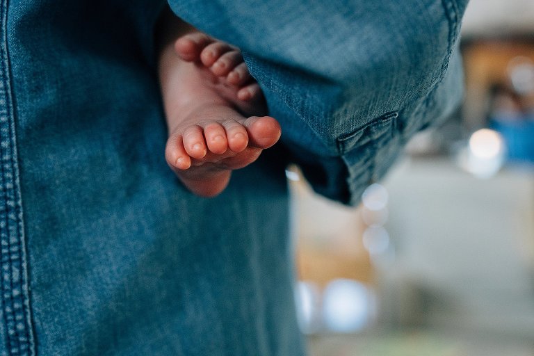 newborn feet 